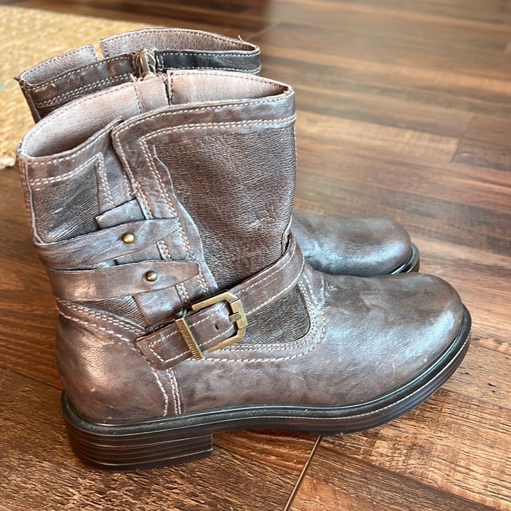 Nero Giardini Italy Sz 35 = US 5 Brown Leather Calf Moto Boots Like New